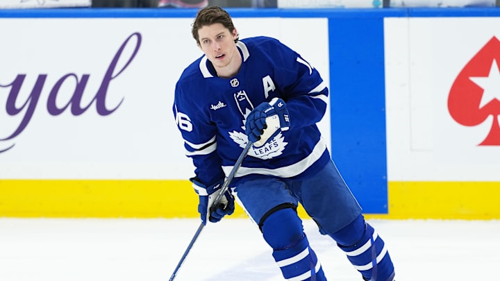 Toronto Maple Leafs right wing Mitch Marner 