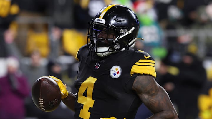 Dec 15, 2025; Pittsburgh, Pennsylvania, USA; Pittsburgh Steelers wide receiver DK Metcalf (4) scores a touchdown in the third quarter against the Miami Dolphins at Acrisure Stadium. Mandatory Credit: Charles LeClaire-Imagn Images Dec 15, 2025; Pittsburgh, Pennsylvania, USA; Pittsburgh Steelers wide receiver DK Metcalf (4) scores a touchdown in the third quarter against the Miami Dolphins at Acrisure Stadium. Mandatory Credit: Charles LeClaire-Imagn Images