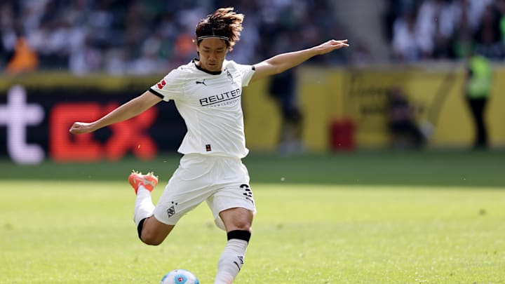 Ko Itakura im Gladbach-Trikot. In der kommenden Saison wird er wohl für Ajax Amsterdam spielen