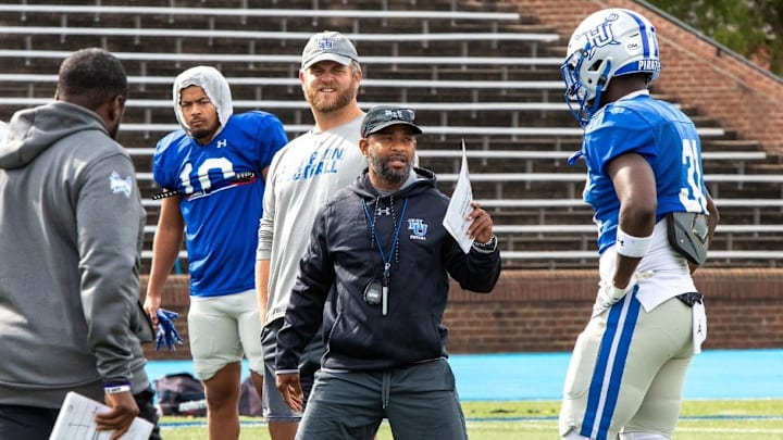 Coach Trent Boykin Coach Trent Boykin