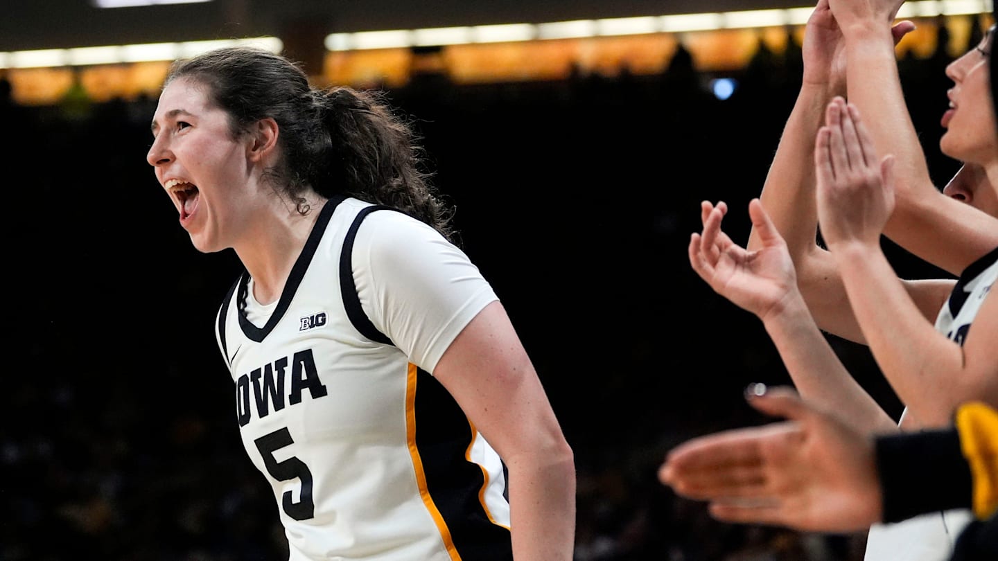 Iowa Survives Maryland In Gritty Ranked Road Win