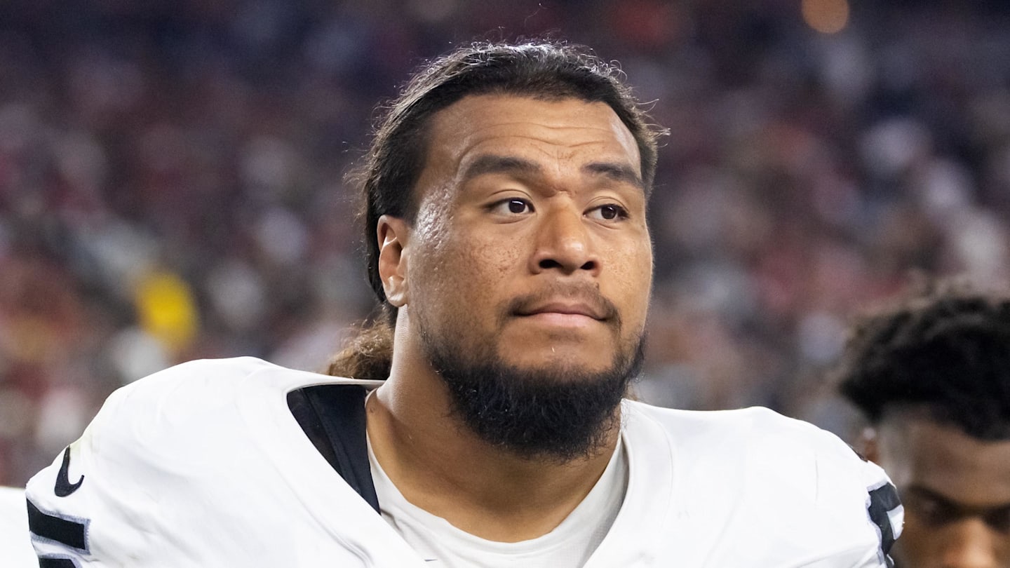 Texans Elevate Veteran Defender For Patriots Game