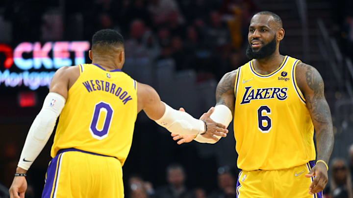 Los Lakers esperan volver a figurar como contendores en el Oeste