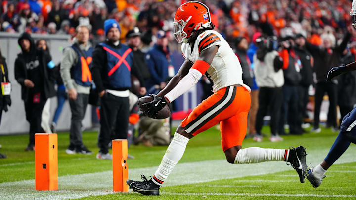 Dec 2, 2024; Denver, Colorado, USA; Cleveland Browns wide receiver Jerry Jeudy (3) scores on a two point conversion in the third quarter against the Denver Broncos at Empower Field at Mile High. Dec 2, 2024; Denver, Colorado, USA; Cleveland Browns wide receiver Jerry Jeudy (3) scores on a two point conversion in the third quarter against the Denver Broncos at Empower Field at Mile High.