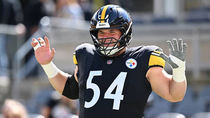Sep 27, 2026; Pittsburgh, Pennsylvania, USA; Pittsburgh Steelers center Zach Frazier (54) warms up for a game against the Cincinnati Bengals at Acrisure Stadium. Mandatory Credit: Barry Reeger-Imagn Images Sep 27, 2026; Pittsburgh, Pennsylvania, USA; Pittsburgh Steelers center Zach Frazier (54) warms up for a game against the Cincinnati Bengals at Acrisure Stadium. Mandatory Credit: Barry Reeger-Imagn Images
