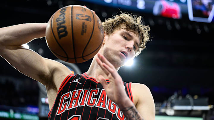 Mar 13, 2026; Inglewood, California, USA; Chicago Bulls forward Matas Buzelis (14) looks to slam the ball in frustration during the second half against the Los Angeles Clippers at Intuit Dome. Mandatory Credit: William Liang-Imagn Images