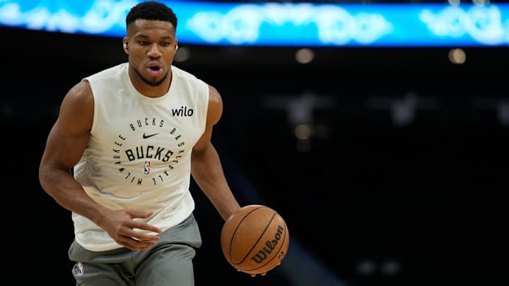Cleveland Cavaliers v Milwaukee Bucks