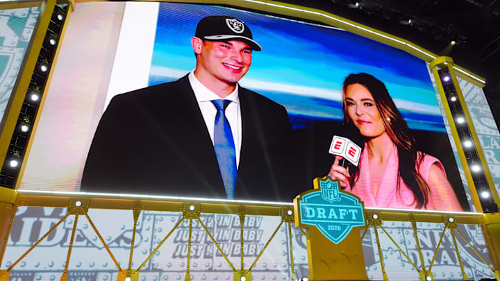 Fernando Mendoza fue la primera selección global del Draft de la NFL 2026