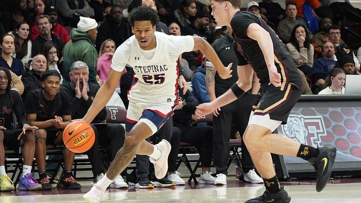 Stepinac’s Jasiah Jervis (25) during game against Iona during CHSAA AA quarterfinal at Fordham University in the Bronx March 1, 2026. Stepinac won the game 67-51. Stepinac’s Jasiah Jervis (25) during game against Iona during CHSAA AA quarterfinal at Fordham University in the Bronx March 1, 2026. Stepinac won the game 67-51.