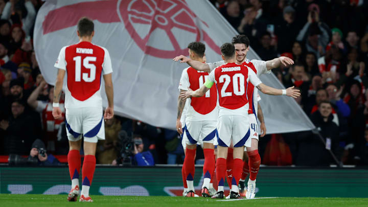 Gunners drew 2-2 with PSV