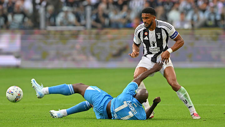 Caccia al sostituto dell'infortunato Bremer