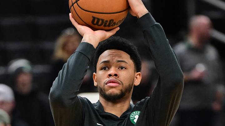 Boston Celtics guard Anfernee Simons (4) shoots the ball during warmups prior to a game against the Milwaukee Bucks at TD Garden on Feb. 1, 2026.