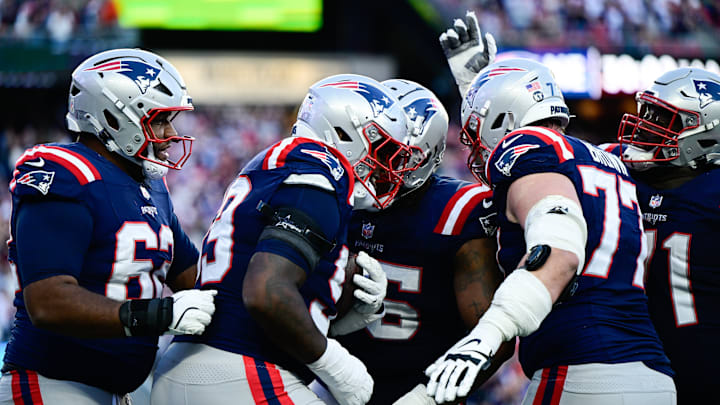 Los Angeles Rams v New England Patriots