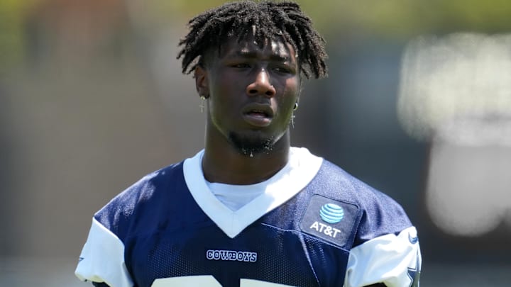 Dallas Cowboys linebacker DeMarvion Overshown 