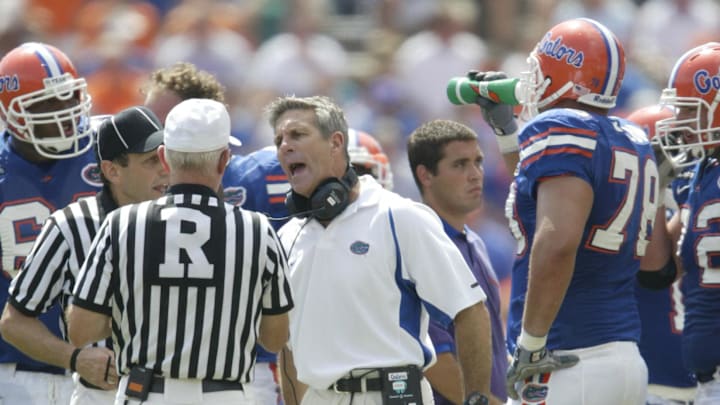 Sep 25, 2004; Gainesville, FL, USA; Florida Gators head coach Ron Zook argues with officials during the 2nd half at Ben Hill Griffin Stadium. The Florida Gators win 20-3 over Kentucky Wildcats.

Mandatory Credit: Photo By Jason Parkhurst-Imagn Images
Copyright (c) 2004 Jason Parkhurst