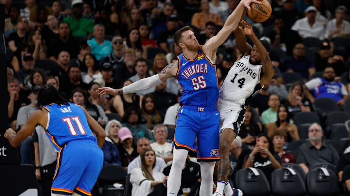 Oklahoma City Thunder v San Antonio Spurs