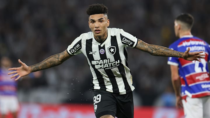 Igor Jesus foi uma das principais contratações do Botafogo