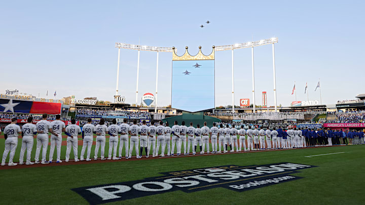 Division Series - New York Yankees v Kansas City Royals - Game 3