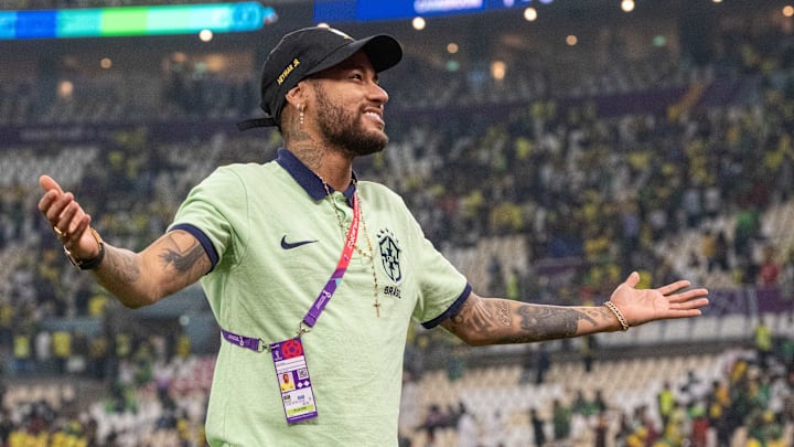 Neymar Jr semble plutôt en jambes. Neymar Jr semble plutôt en jambes.