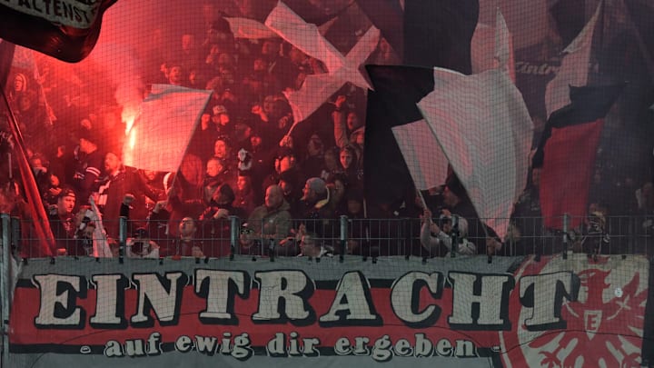 Eintracht Frankfurt muss in Neapel wohl auf die eigenen Fans verzichten Eintracht Frankfurt muss in Neapel wohl auf die eigenen Fans verzichten