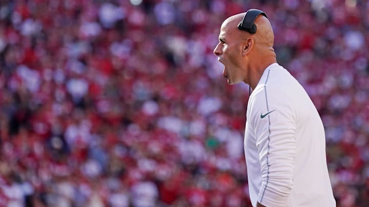 Sep 9, 2024; Santa Clara, California, USA; New York Jets head coach Robert Saleh during the first quarter against the San Francisco 49ers at Levi's Stadium. Mandatory Credit: David Gonzales-Imagn Images Sep 9, 2024; Santa Clara, California, USA; New York Jets head coach Robert Saleh during the first quarter against the San Francisco 49ers at Levi's Stadium. Mandatory Credit: David Gonzales-Imagn Images