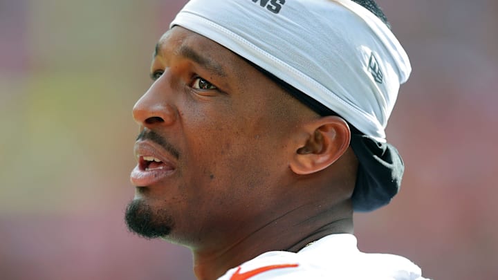 Jameis Winston (5) watches from the sideline during the first half of an NFL preseason football game at Cleveland Browns Stadium/ Jameis Winston (5) watches from the sideline during the first half of an NFL preseason football game at Cleveland Browns Stadium/