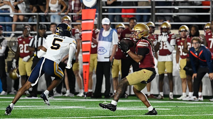 Sep 27, 2025; Chestnut Hill, Massachusetts, USA; Boston College Eagles wide receiver Lewis Bond (11) makes a catch during the second half against the California Golden Bears at Alumni Stadium. Mandatory Credit: Eric Canha-Imagn Images