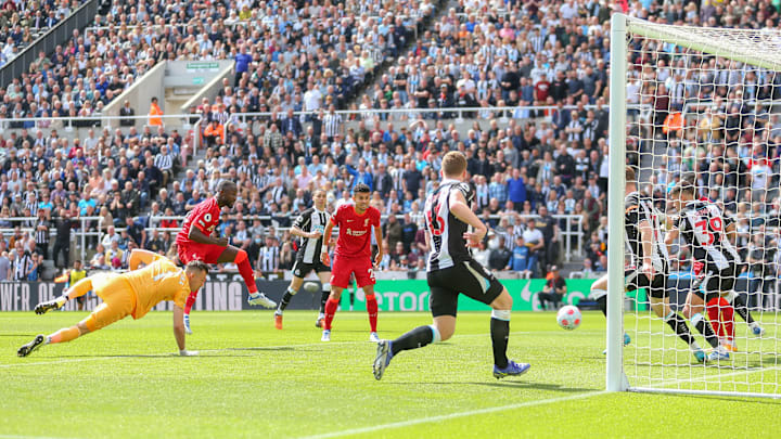 Naby Keita fires home for Liverpool