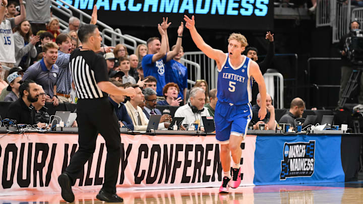 Mar 22, 2026; St. Louis, MO, USA; Kentucky Wildcats guard Collin Chandler (5) celebrates after a play during the first half against the Iowa State Cyclones during a second round game of the men's 2026 NCAA Tournament at Enterprise Center. Mandatory Credit: Jeff Curry-Imagn Images
