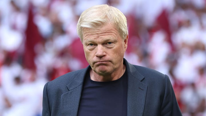 Oliver Kahn, Vorstandsvorsitzender des FC Bayern, nimmt die Bayern-Stars in die Pflicht.