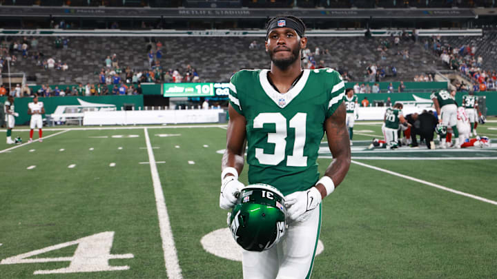Aug 24, 2024; East Rutherford, New Jersey, USA; New York Jets cornerback Tre Swilling (31) after the game at MetLife Stadium. Mandatory Credit: Vincent Carchietta-Imagn Images