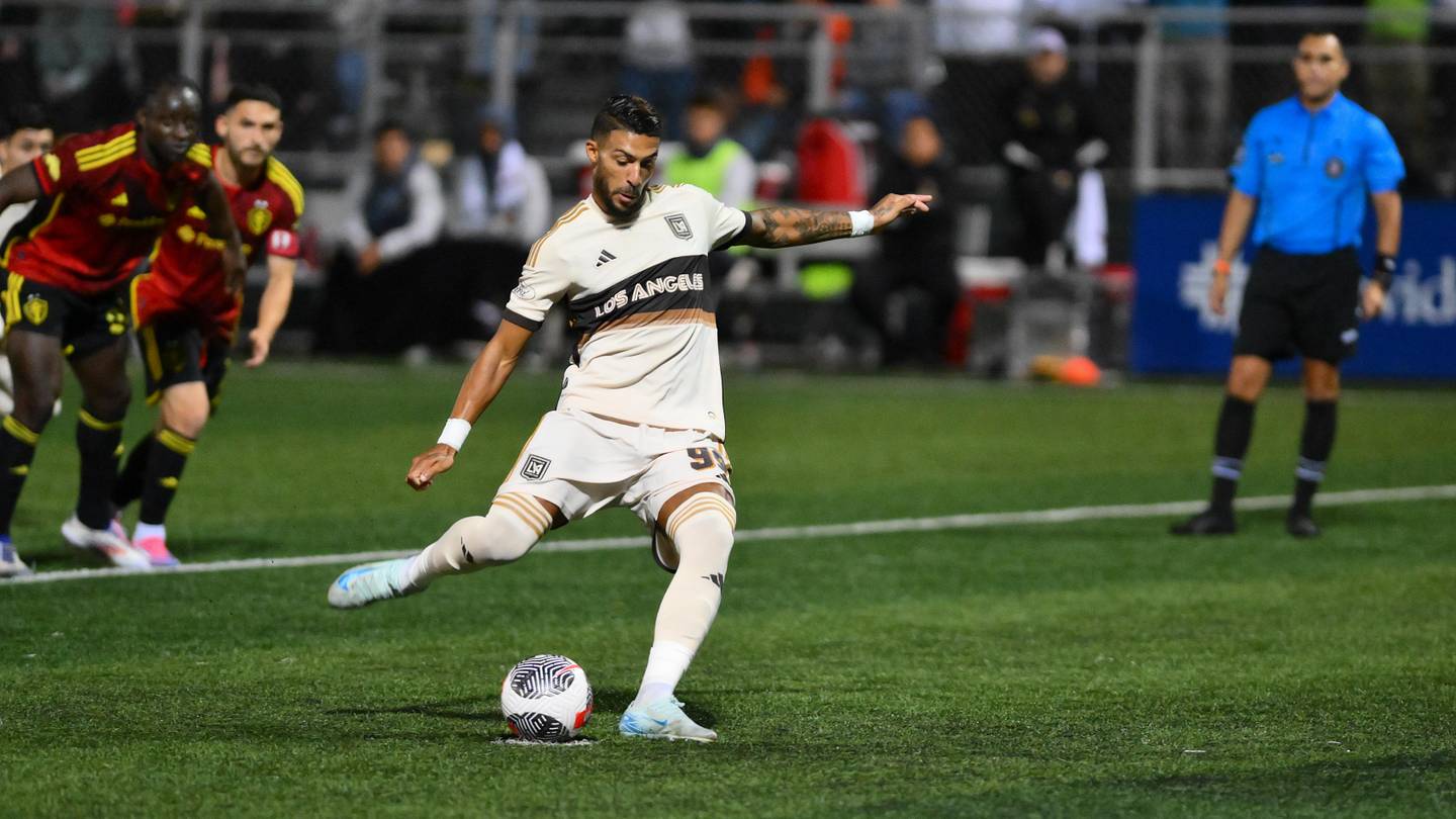 What Is a Penalty Kick in Soccer? Rules, Shootouts & Records