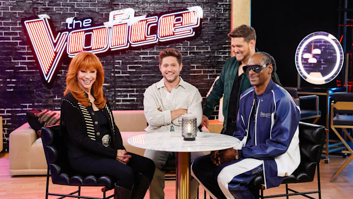 THE VOICE -- "The Battles Part 3" Episode 2809 -- Pictured: (l-r) Reba McEntire, Niall Horan, Michael Bublé, Snoop Dogg 