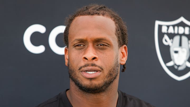Las Vegas Raiders QB Geno Smith Las Vegas Raiders QB Geno Smith
