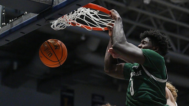 Former Jacksonville University forward Jaylen Jordon will play tight end for Florida.
