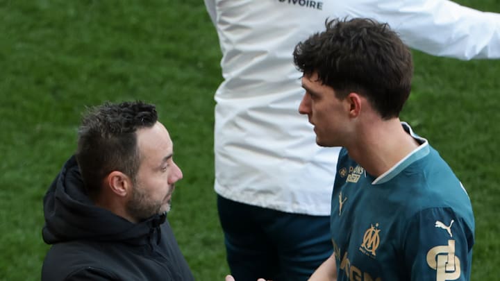 Leonardo Balerdi est sorti sur blessure face au Stade de Reims.