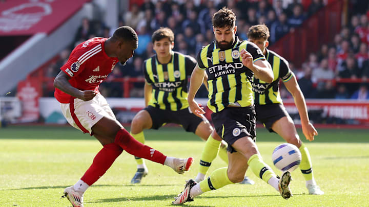 Nottingham Forest e Manchester City se enfrentam pela FA Cup
