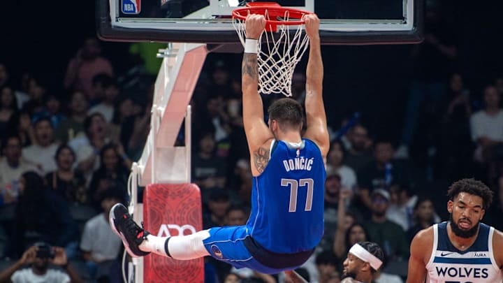 BASKET-UAE-NBA-MAVERICKS-TIMBERWOLVES