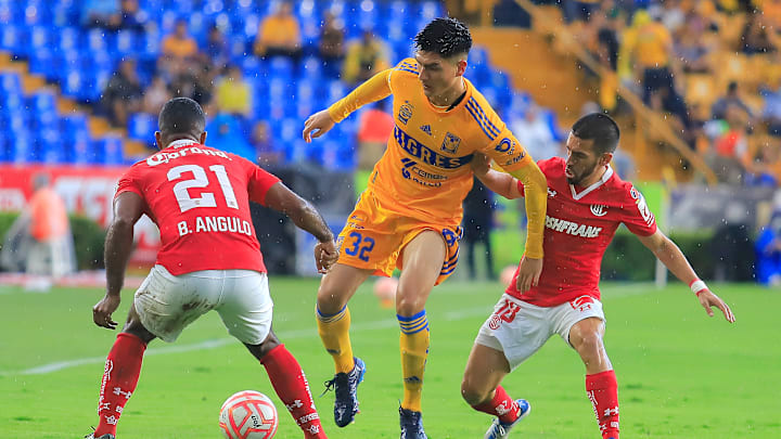 Vladimir Loroña apunta a salir de Tigres UANL