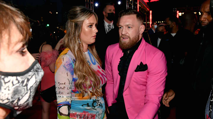 Conor McGregor se encuentra en problemas legales