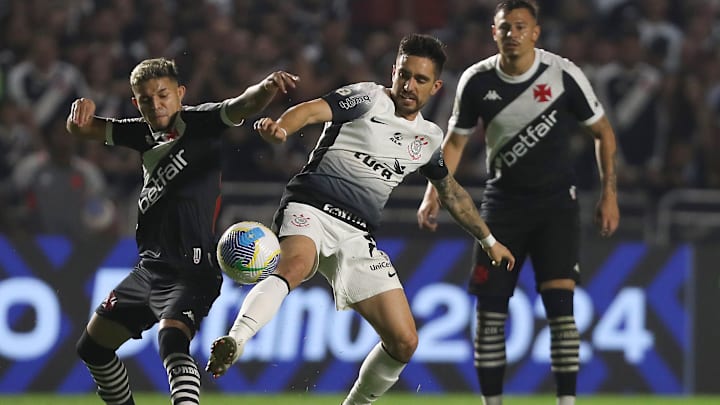Corinthians x Vasco duelam pelo Brasileirão 2025