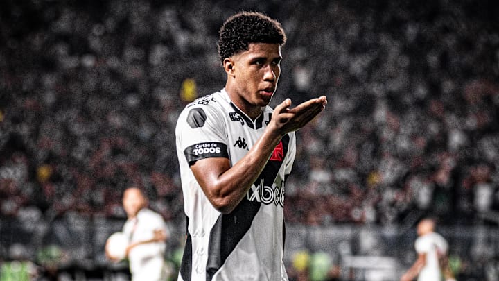 Volante disputou apenas 38 jogos pelo clube carioca