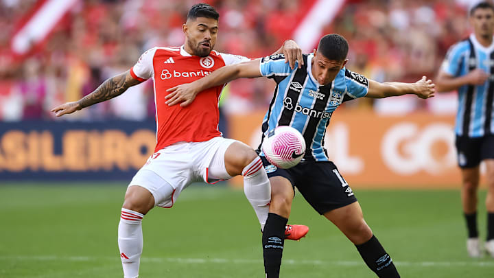 Dupla Gre-Nal, claro, entra sempre na briga pela taça