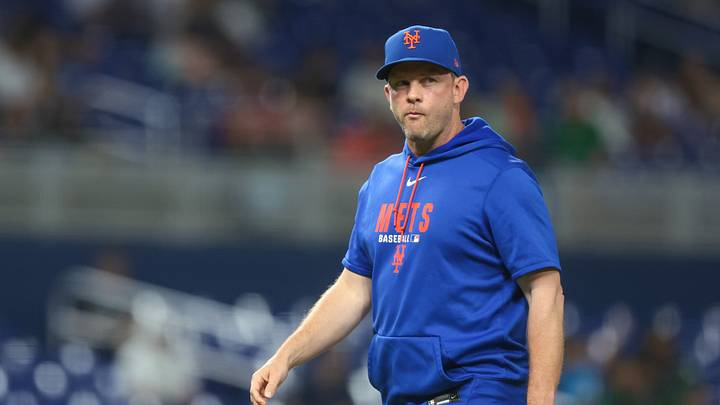 Sep 9, 2026; Miami, Florida, USA; New York Mets interim manager Andy Green (70) returns to the dugout after a pitching change against the Miami Marlins during the sixth inning at loanDepot Park. Mandatory Credit: Sam Navarro-Imagn Images