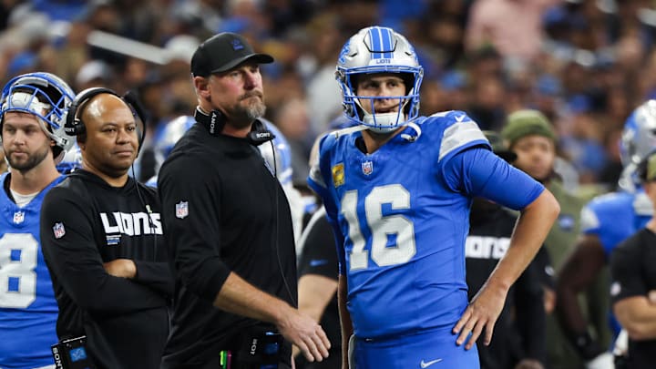 Nov 2, 2025; Detroit, Michigan, USA; Detroit Lions quarterback Jared Goff (16) speaks with head coach Dan Campbell in the first half against the Minnesota Vikings at Ford Field. Mandatory Credit: David Reginek-Imagn Images Nov 2, 2025; Detroit, Michigan, USA; Detroit Lions quarterback Jared Goff (16) speaks with head coach Dan Campbell in the first half against the Minnesota Vikings at Ford Field. Mandatory Credit: David Reginek-Imagn Images