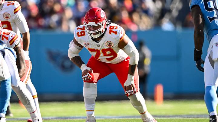 Dec 21, 2025; Nashville, Tennessee, USA; Kansas City Chiefs offensive lineman Esa Pole (79) in stance against the Tennessee Titans during the first half at Nissan Stadium. Mandatory Credit: Steve Roberts-Imagn Images Dec 21, 2025; Nashville, Tennessee, USA; Kansas City Chiefs offensive lineman Esa Pole (79) in stance against the Tennessee Titans during the first half at Nissan Stadium. Mandatory Credit: Steve Roberts-Imagn Images