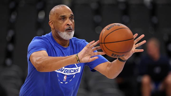 Nov 29, 2025; Inglewood, California, USA;  Dallas Mavericks assistant coach Phil Handy warms up prior to the game against the Los Angeles Clippers at Intuit Dome. Mandatory Credit: Kiyoshi Mio-Imagn Images
