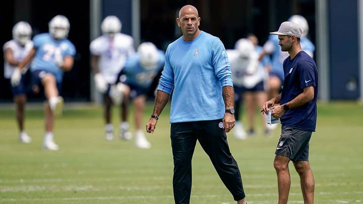 Tennessee Titans Coach Robert Saleh watches his players during mandatory minicamp at Vanderbilt Health Football Center in Nashville, Tenn., Wednesday, June 17, 2026.