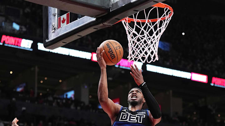 Nov 19, 2023; Toronto, Ontario, CAN; Detroit Pistons guard Stanley Umude (17) drives to the basket