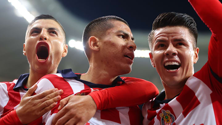Jugadores de Chivas.